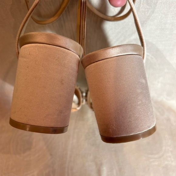 BADGLEY MISCHKA Sz 8 Clara Embellished Pearls Block Heel Ankle Straps Sandals - Picture 14 of 16